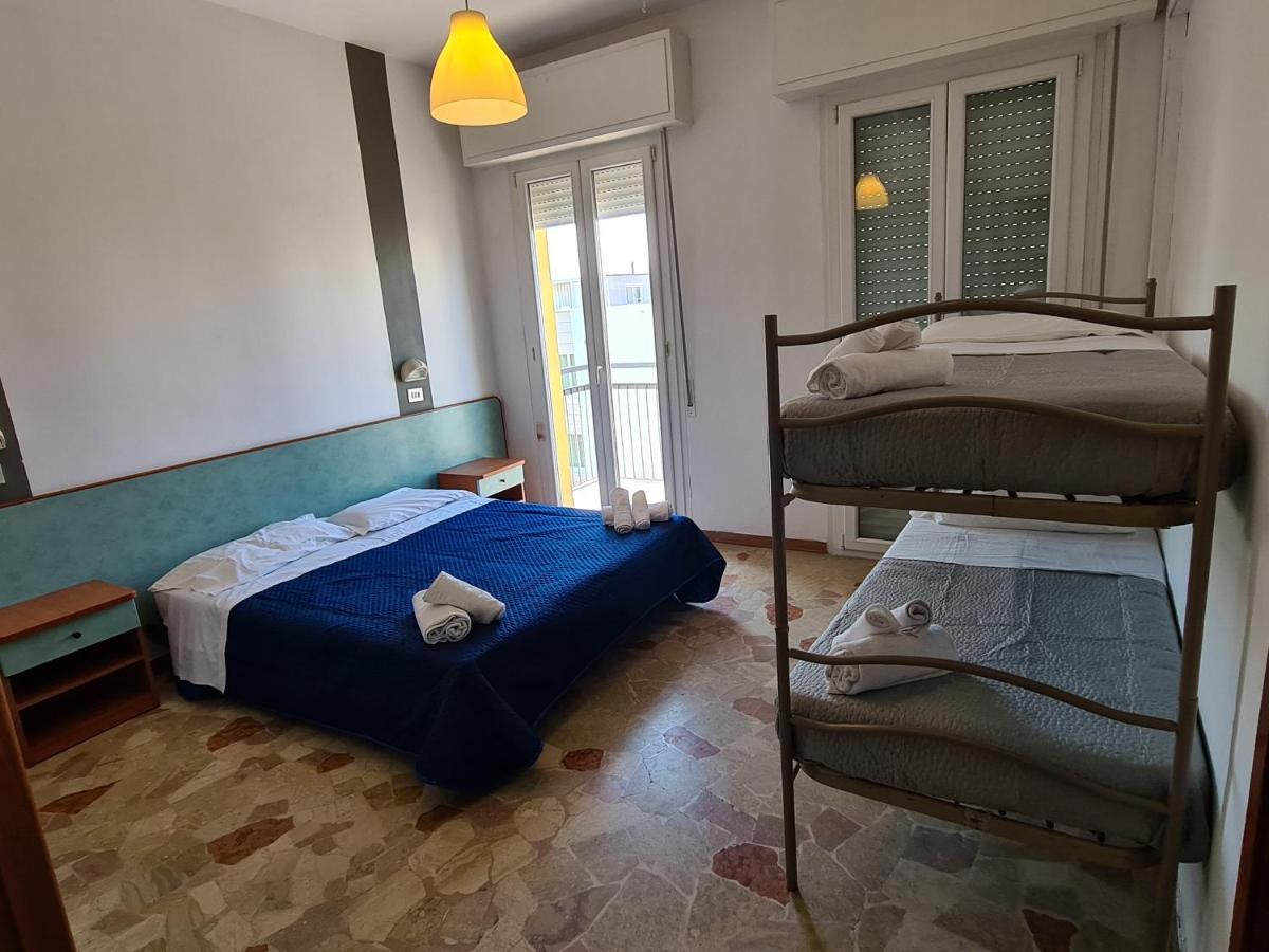 Hotel Ariosto Rimini Exterior photo